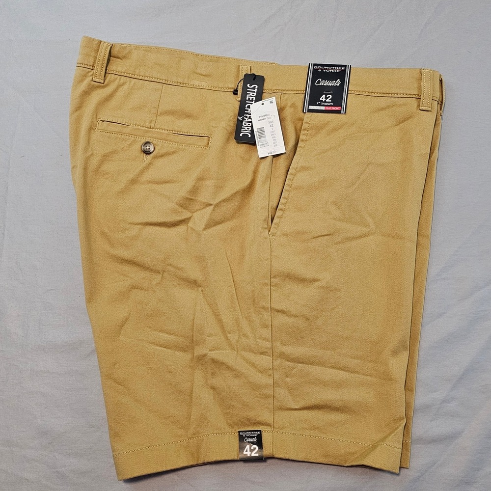 Roundtree & Yorke Size 42 Straight Fit Shorts Honey Mustard 7" inseam NWT L880